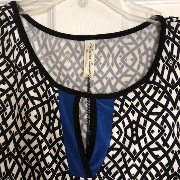 🪷 5/$10 🪷 PerSeption Concept Beautiful dress in great condition - Picture 4 of 6